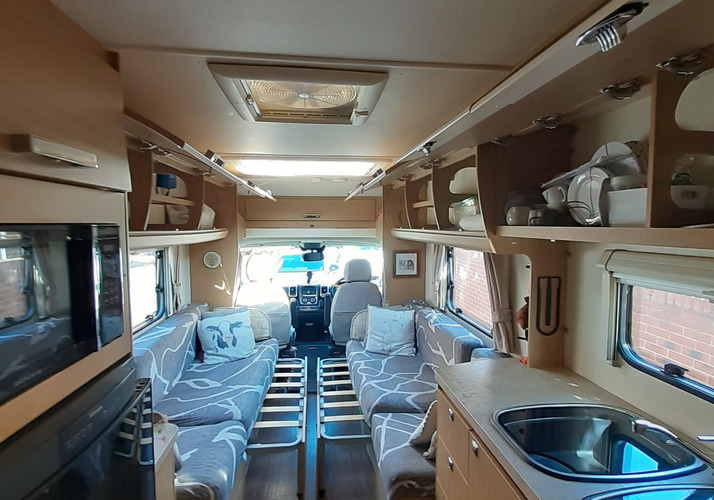 Image of a Motorhome - Image 13