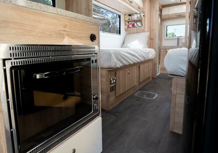 Image of a Motorhome - Image 8