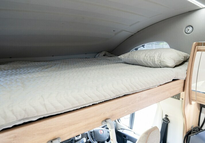 Image of a Motorhome - Image 16