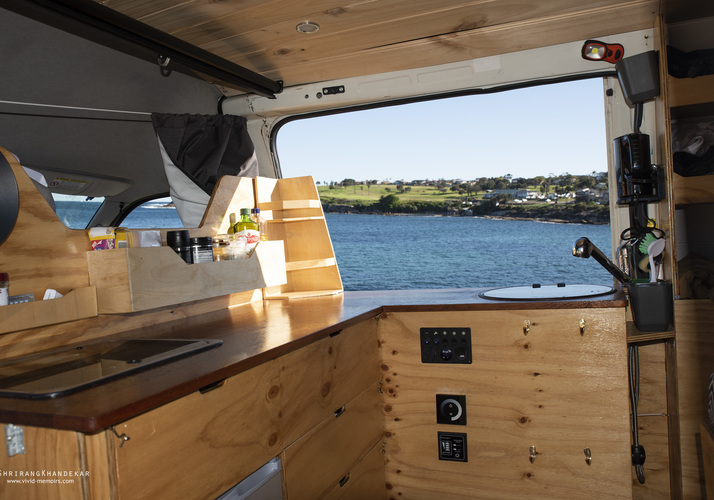 Image of a Campervan - Image 8