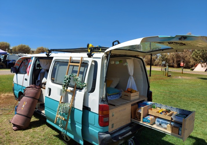 Image of a Campervan - Image 6