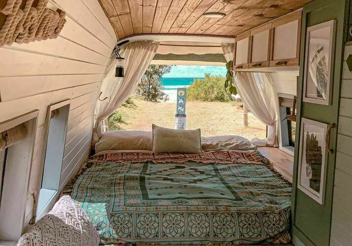 Image of a Campervan - Image 7