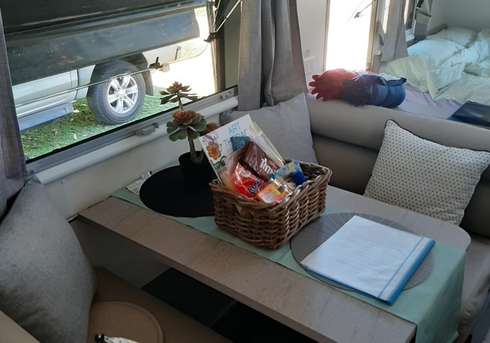 Image of a Caravan - Image 17