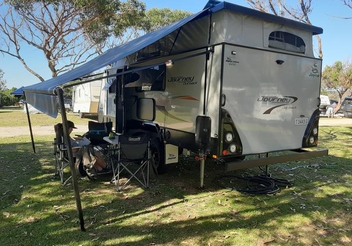 Image of a Caravan - Image 7
