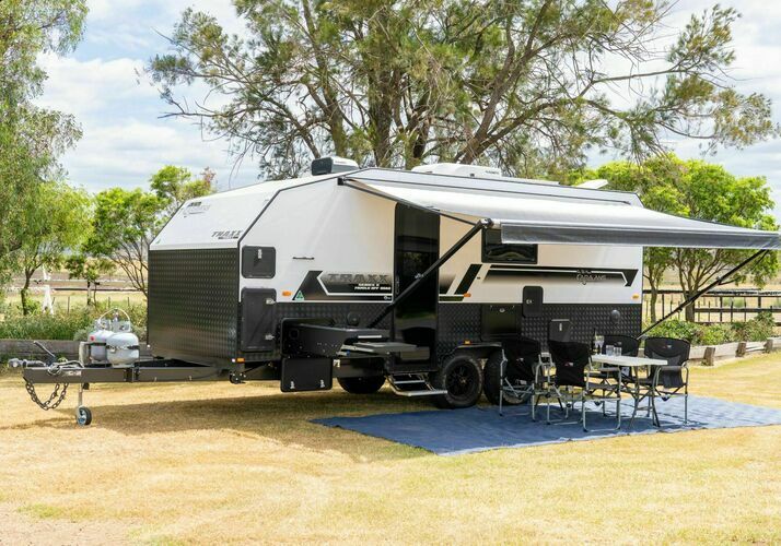 Image of a Caravan - Image 17