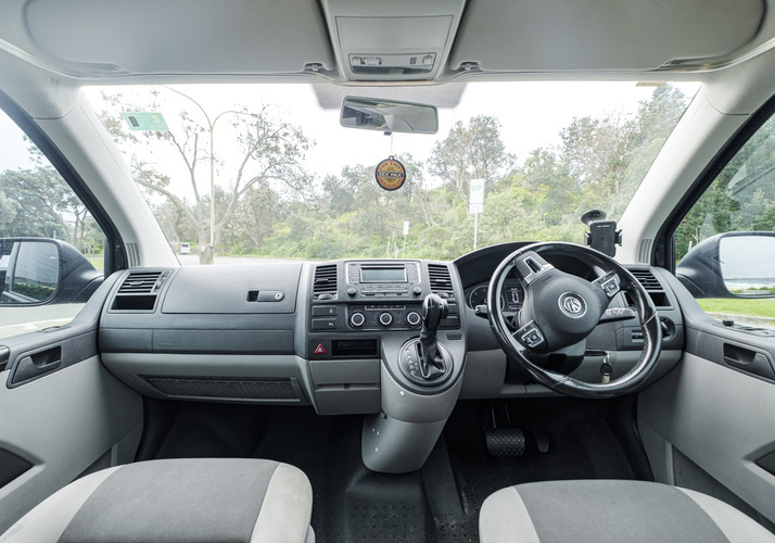 Image of a Campervan - Image 16