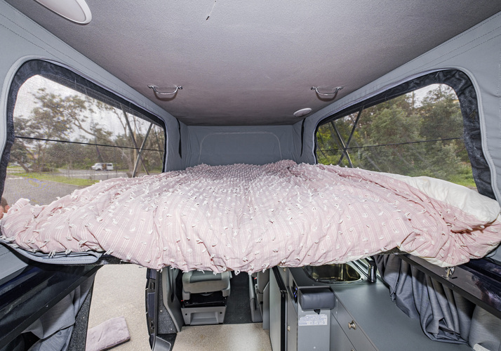 Image of a Campervan - Image 19