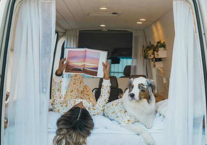 Image of a Campervan - Image 8