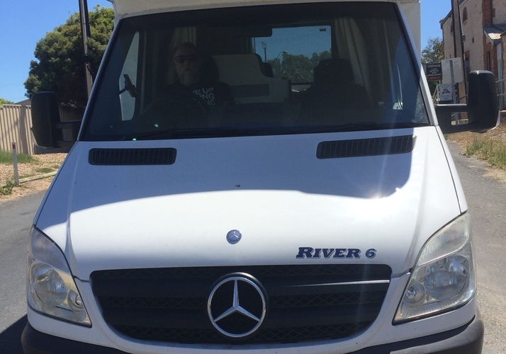 Image of a Motorhome - Image 1
