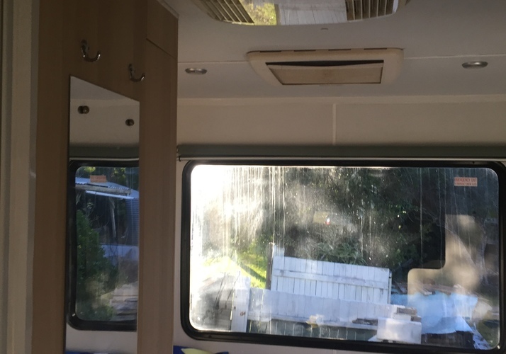 Image of a Motorhome - Image 10