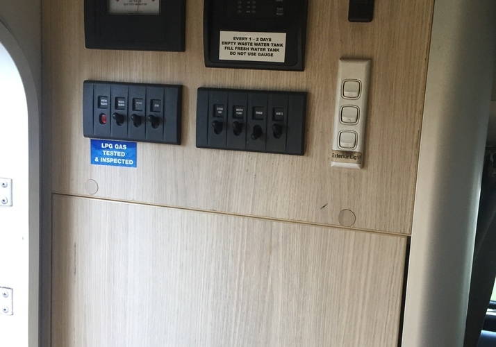 Image of a Motorhome - Image 16