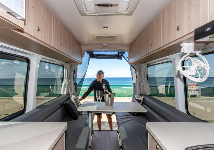 Image of a Campervan - Image 15
