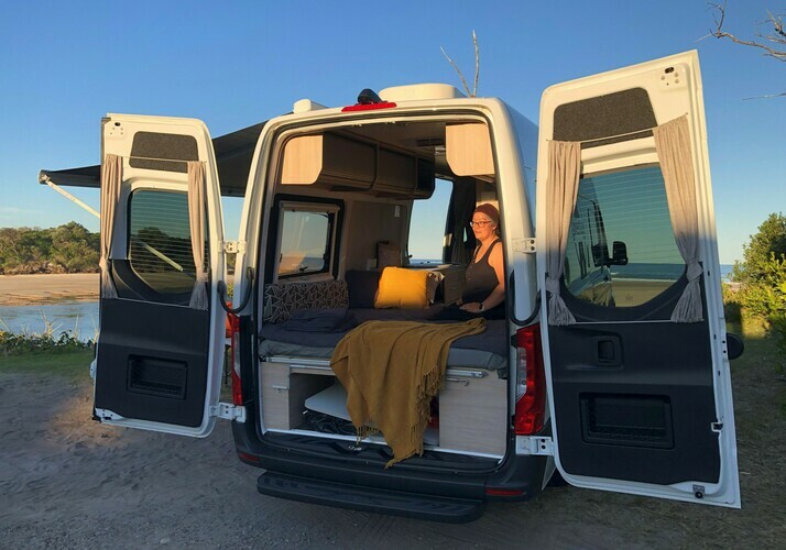Image of a Motorhome - Image 13