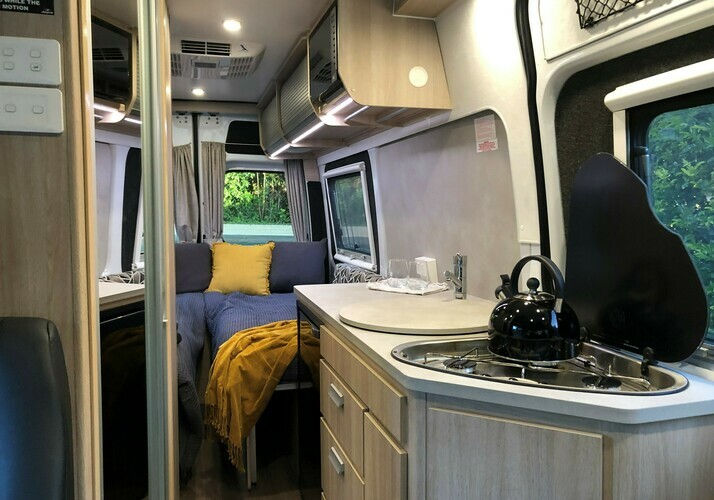 Image of a Motorhome - Image 6