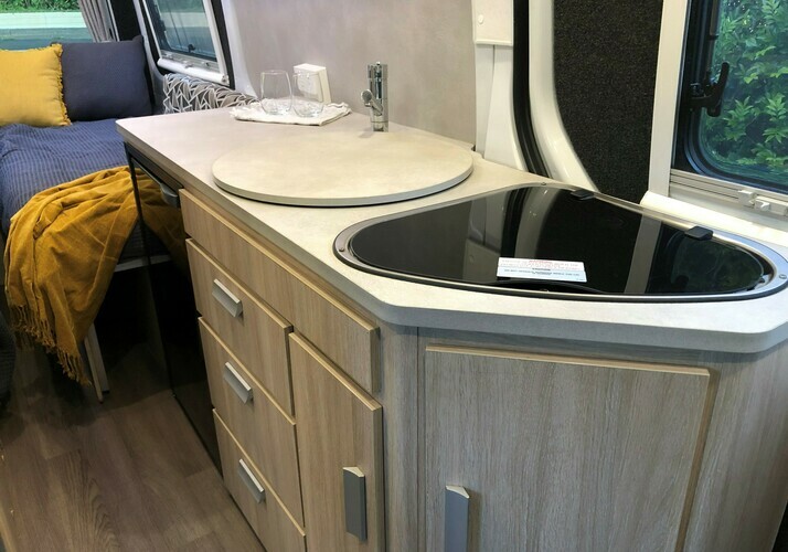 Image of a Motorhome - Image 17