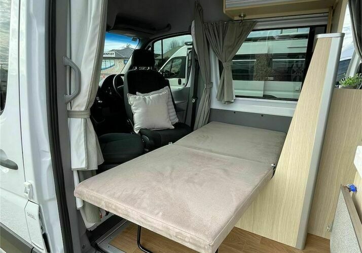 Image of a Motorhome - Image 18