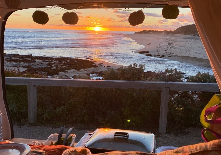 Image of a Campervan - Image 10