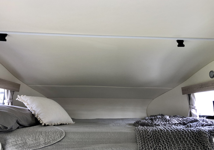 Image of a Motorhome - Image 9