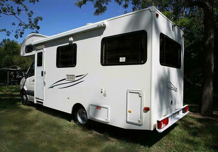Image of a Motorhome - Image 1
