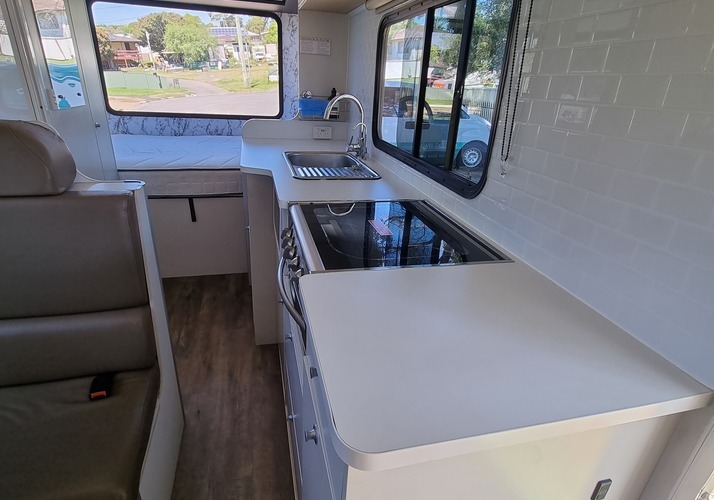 Image of a Motorhome - Image 6