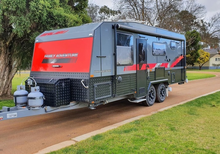 Image of a Caravan - Image 3