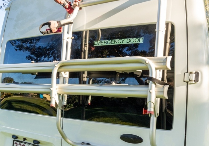 Image of a Campervan - Image 7