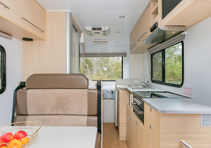 Image of a Motorhome - Image 4
