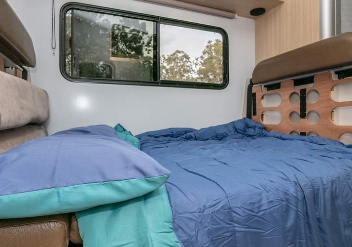 Image of a Motorhome - Image 19