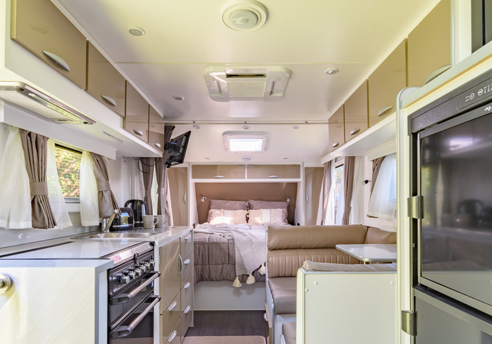 Image of a Caravan - Image 6