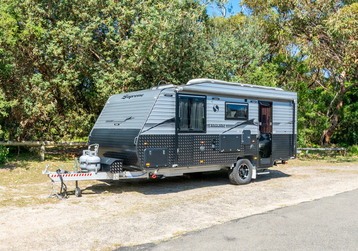 Image of a Caravan - Image 13