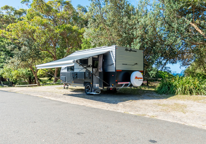 Image of a Caravan - Image 2