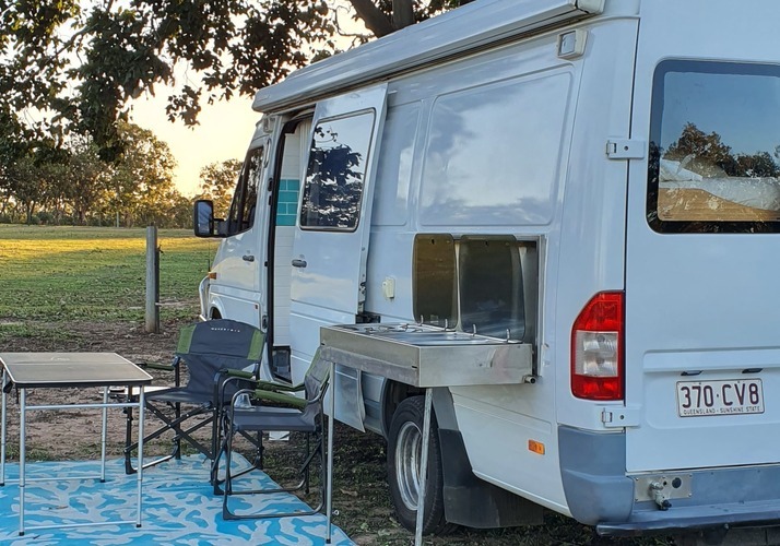 Image of a Campervan - Image 2
