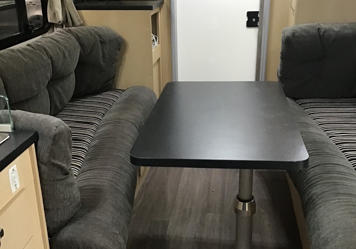 Image of a Motorhome - Image 2