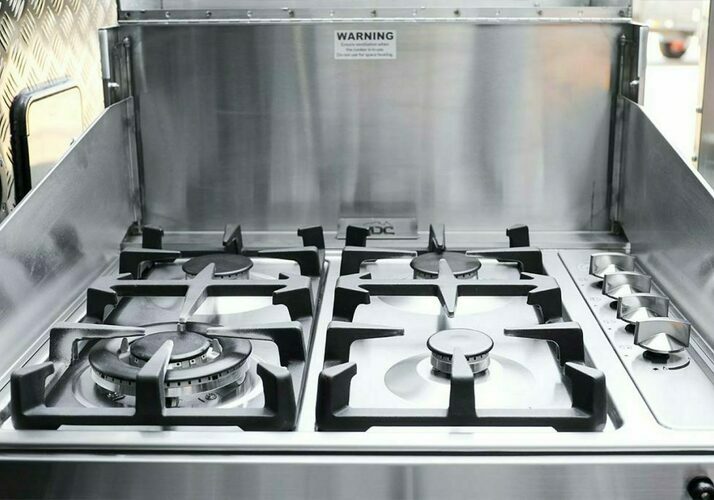 Image of a Caravan - Image 9