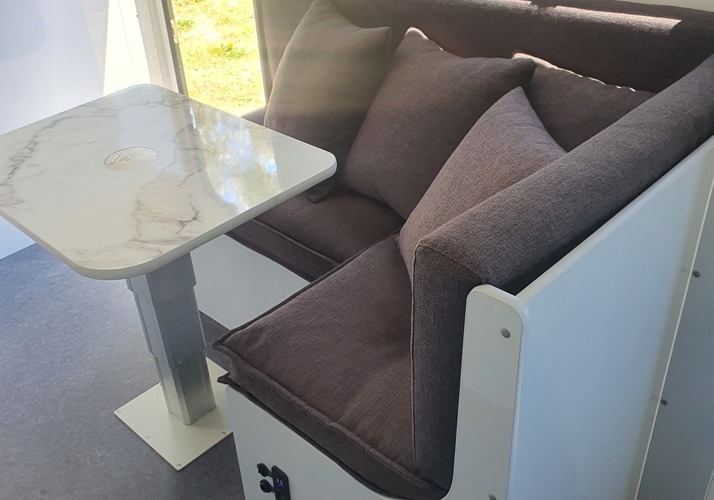 Image of a Caravan - Image 2
