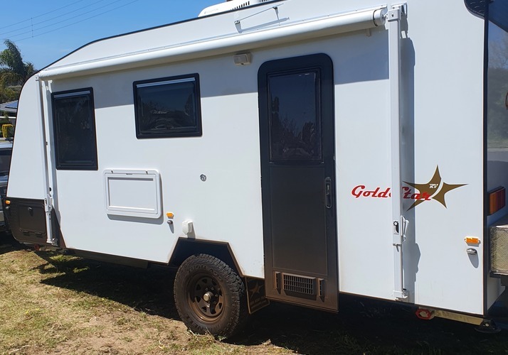 Image of a Caravan - Image 5