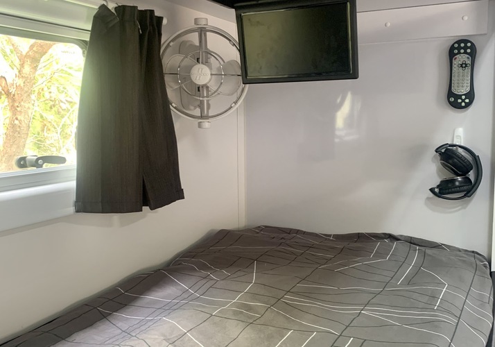 Image of a Caravan - Image 12