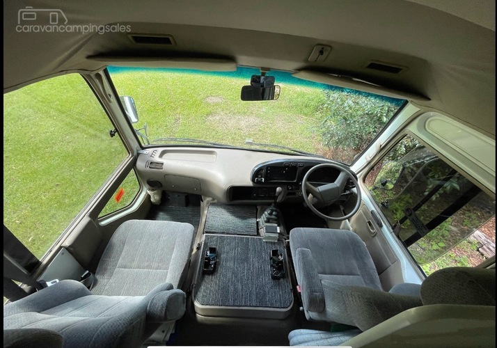 Image of a Motorhome - Image 4