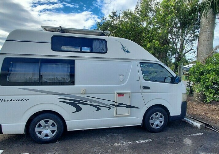 Image of a Campervan - Image 4
