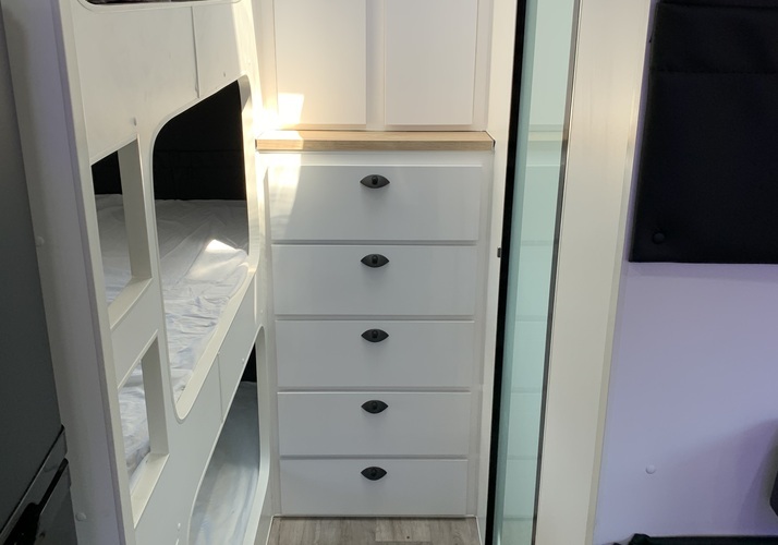 Image of a Caravan - Image 2