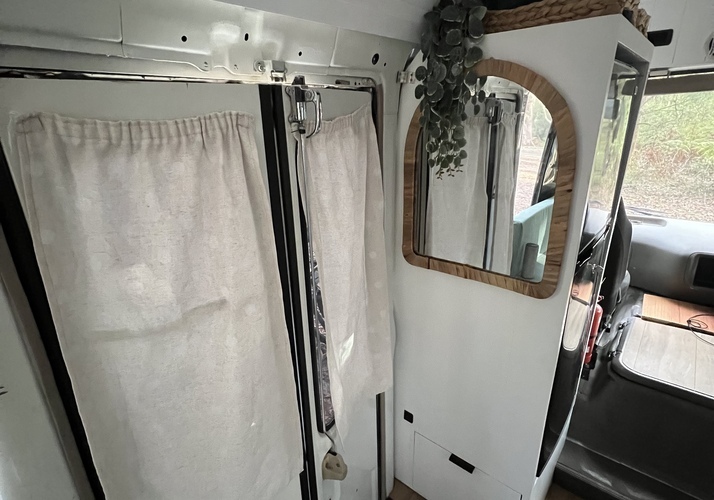 Image of a Motorhome - Image 2