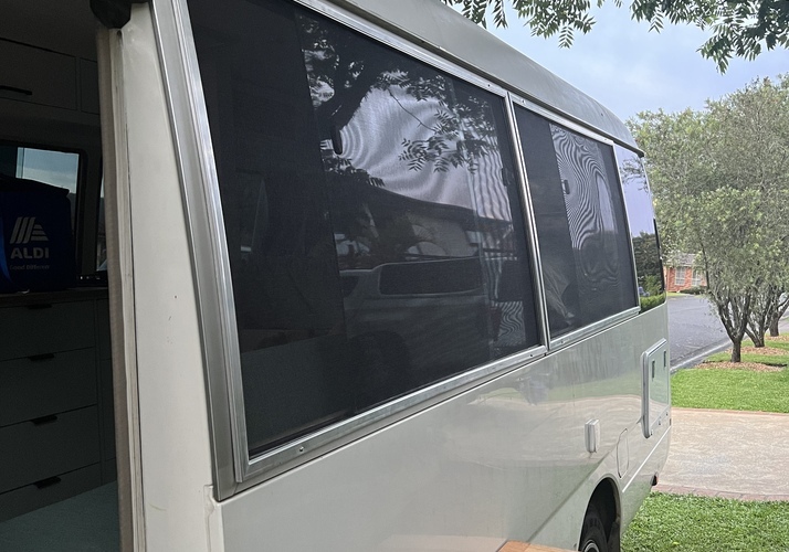 Image of a Motorhome - Image 4