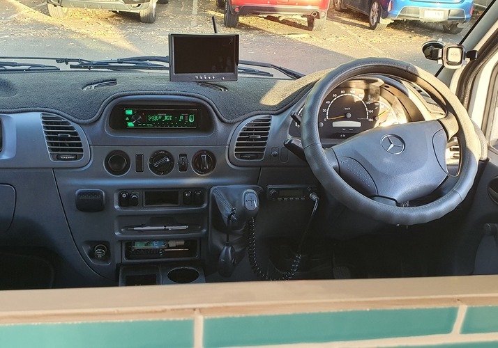 Image of a Campervan - Image 5