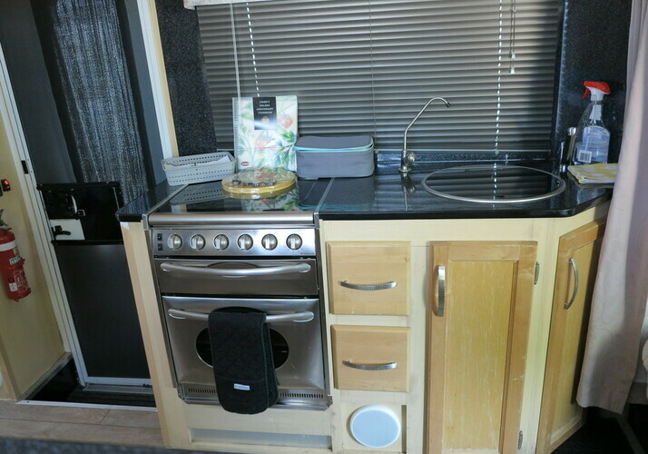 Image of a Motorhome - Image 17