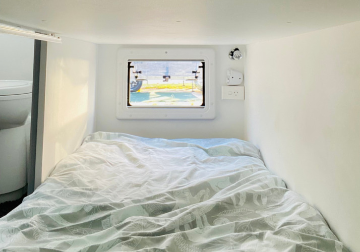 Image of a Caravan - Image 8