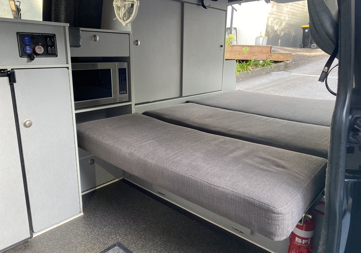 Image of a Campervan - Image 16