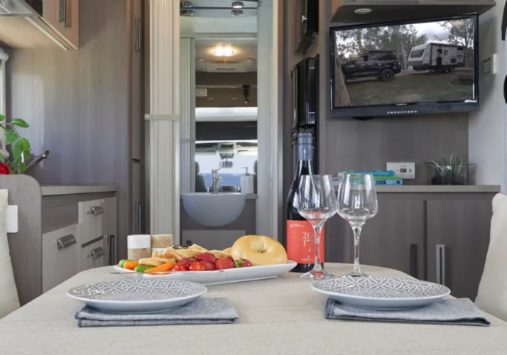 Image of a Motorhome - Image 8