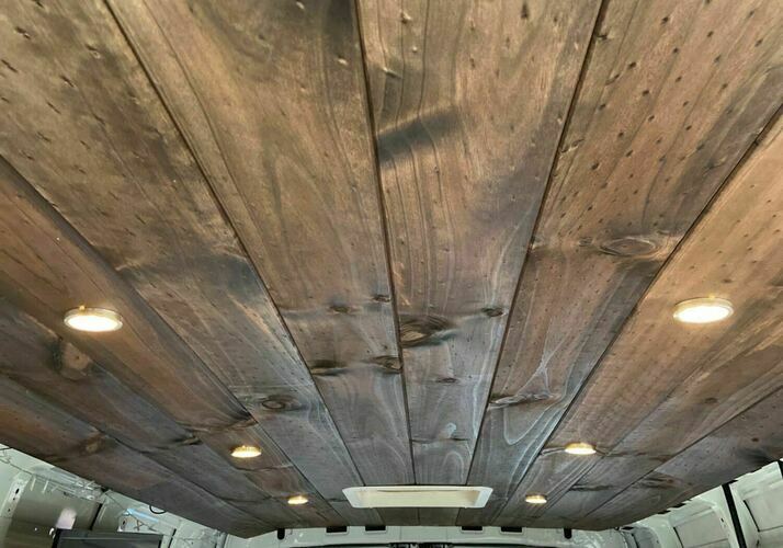 Image of a Campervan - Image 11