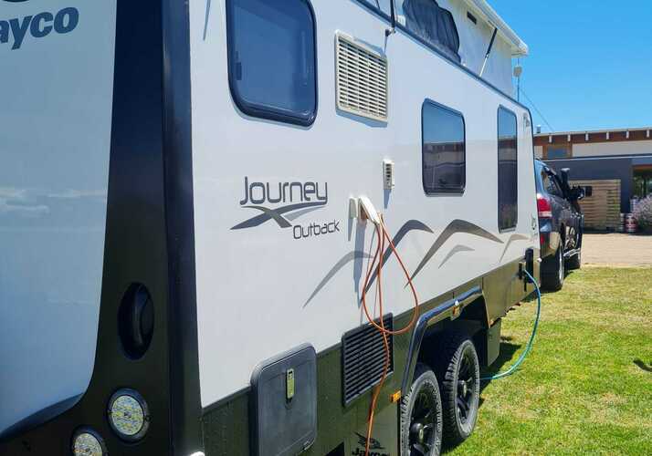 Image of a Caravan - Image 16