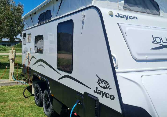 Image of a Caravan - Image 17